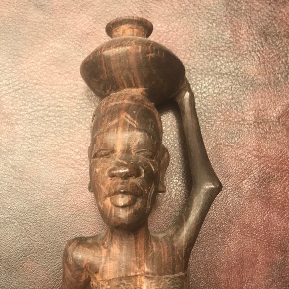 African carving - Picture 3 of 5